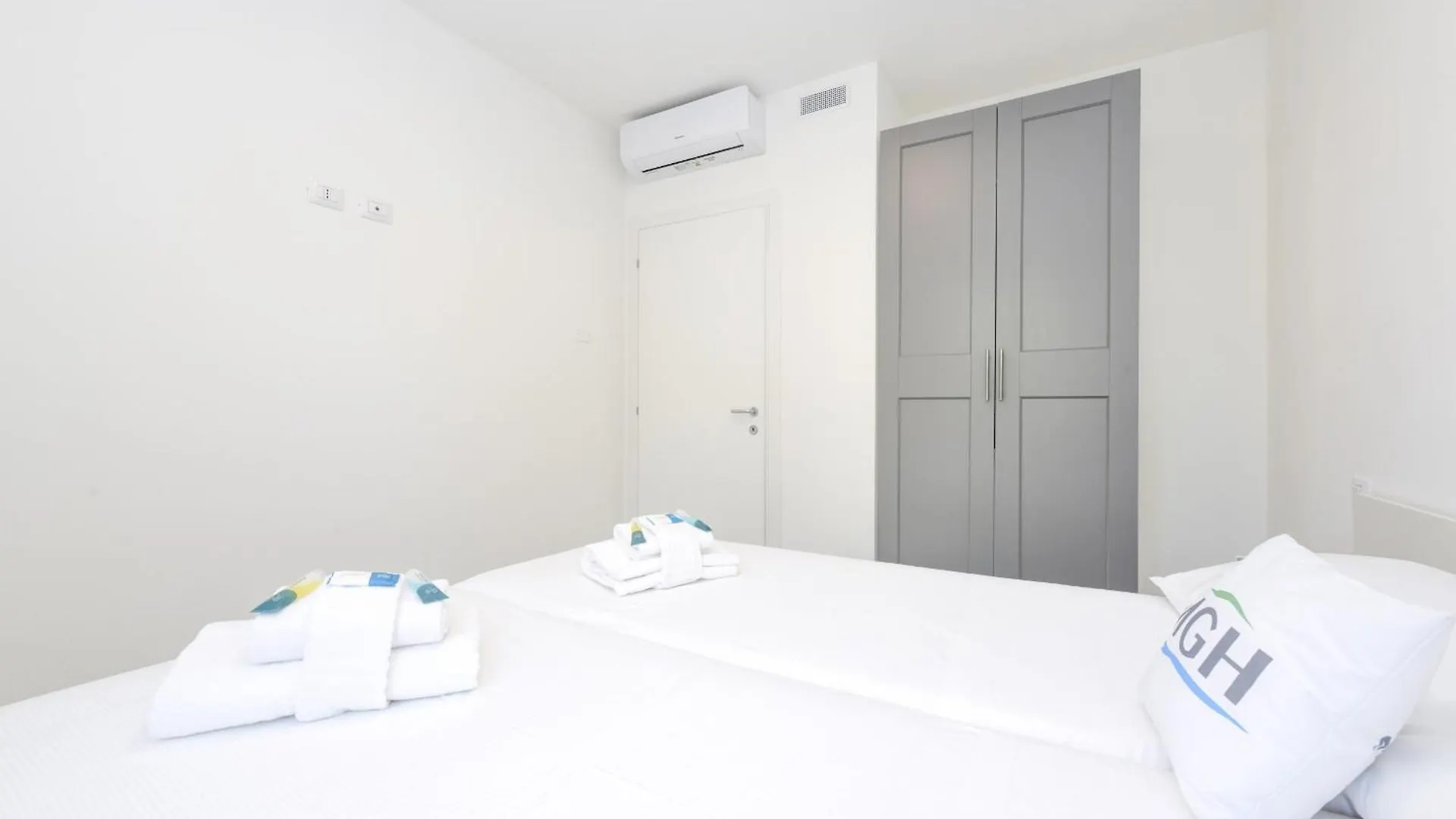 Katya Resort Superior Apartments - Mgh D0 3 Desenzano del Garda