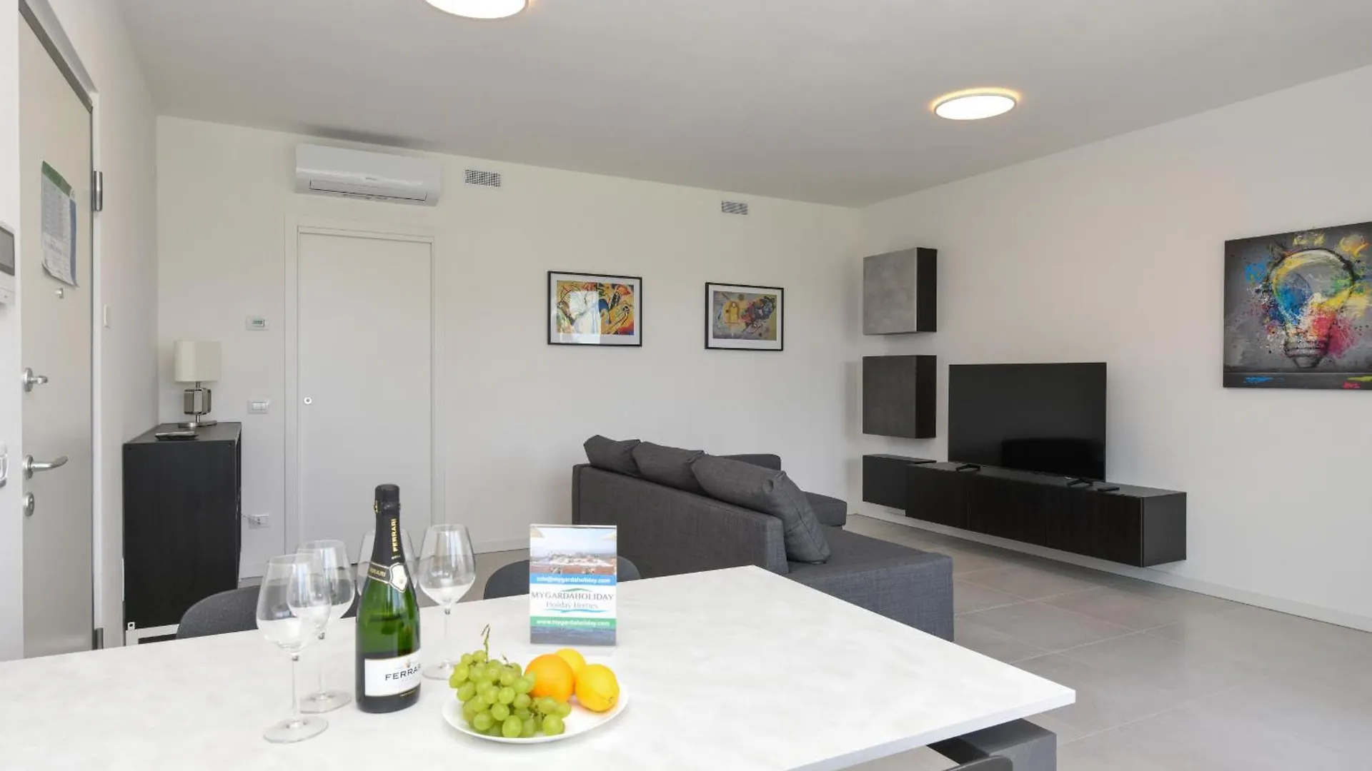 Katya Resort Superior Apartments - Mgh D0 3 Desenzano del Garda